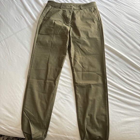 Kit and Ace - size 8 joggers - Picture 2 of 5